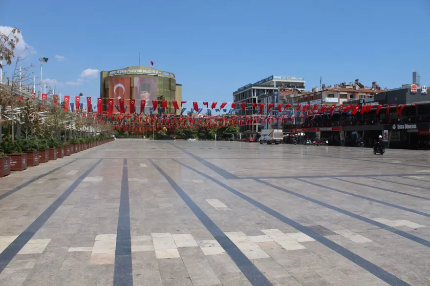 Termometreler 41 dereceyi gördü! Kavurucu sıcak zor anlar yaşattı 1