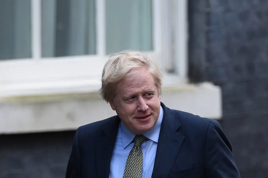 KRALİYET AİLESİNDE KARA BULUTLAR 5