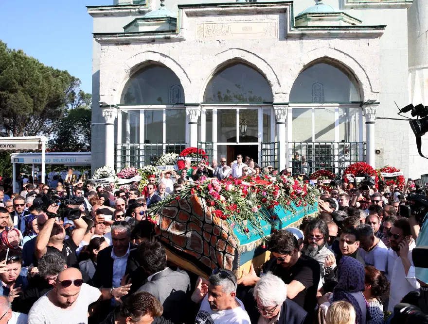 Oya Aydoğan'a veda 18