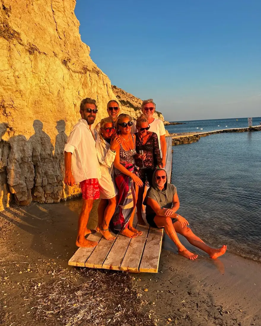 Doğa Rutkay ve Kerimcan Kamal evliliklerinin 10'uncu yılını kutladı 1