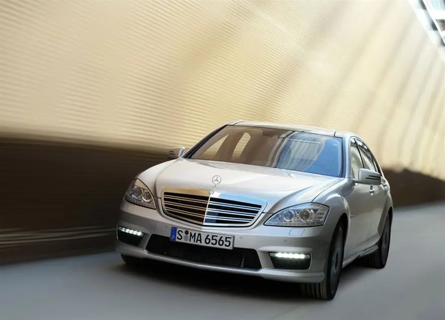 MERCEDES-BENZ 211 MERCEDES-BENZ 211