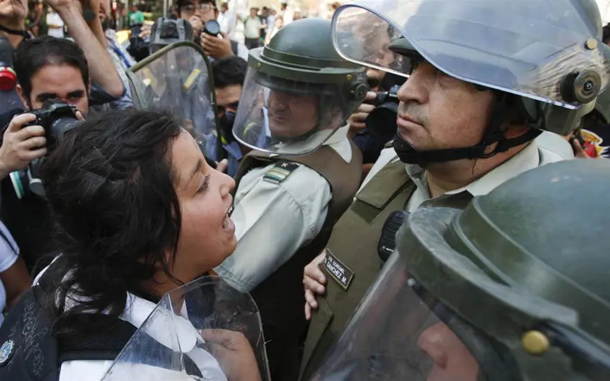 Öğrenciler yine sokakta 8