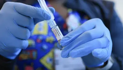 Çarpıcı Covid-19 raporu: Aşılar beklenenden çok daha az hayat kurtardı