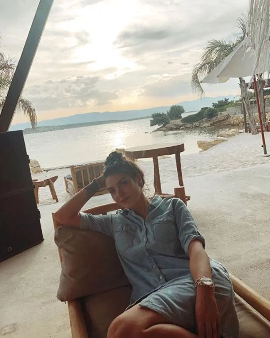 Serenay Sarıkaya: Yaz bitmedi bitemez (Ünlü isimlerin tatil paylaşımları) 61