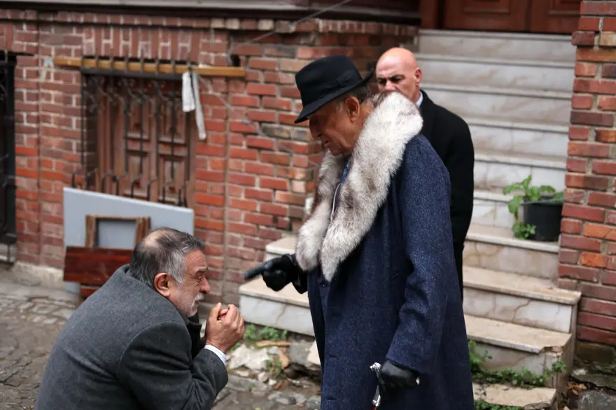 BÜYÜKBEY, FERHAT'TAN ŞÜPHELENİYOR 7