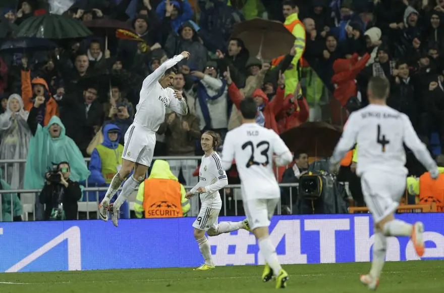 Real yarı finale göz kırptı 32 Real yarı finale göz kırptı 32