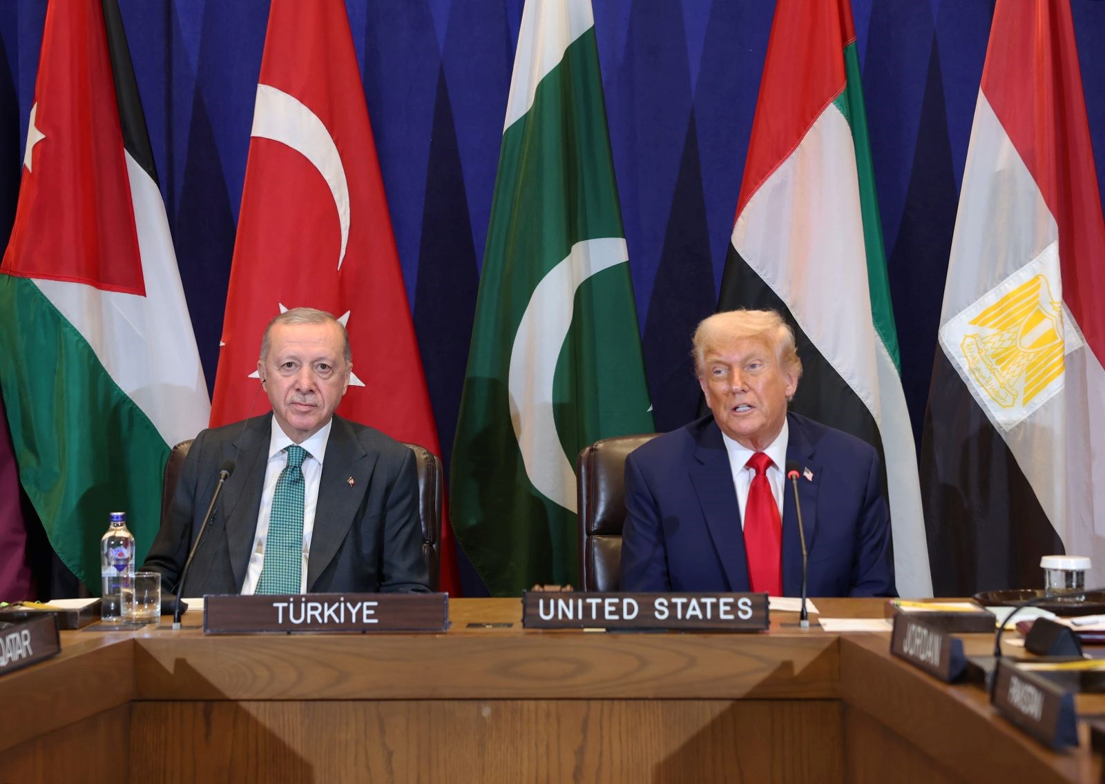 Gözler Erdoğan Trump zirvesinde. Gazze, ticaret anlaşmaları ve bölgesel konular masada.
