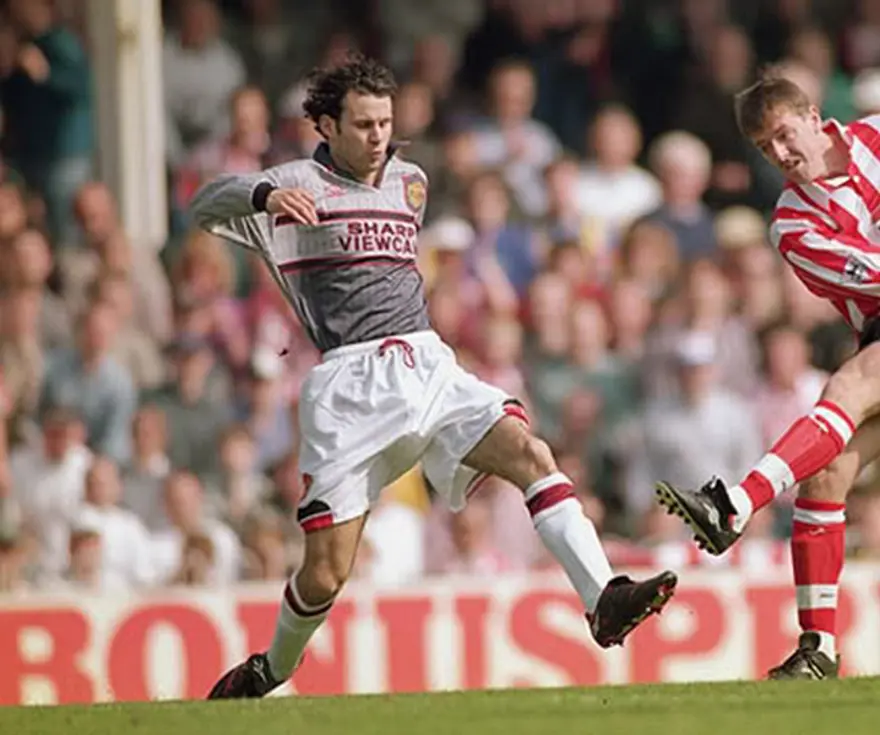 3. Manchester United, 1995-96 2