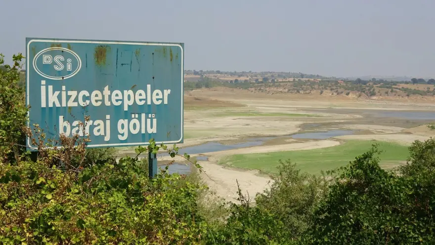 İkizcetepeler Barajı'nda su seviyesi düştü, köy kalıntıları ortaya çıktı 6