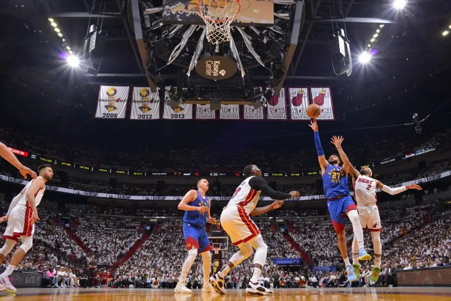 NBA | Nuggets, Jokic ve Murray'nin tarihi performansıyla Heat'i farklı yendi 3