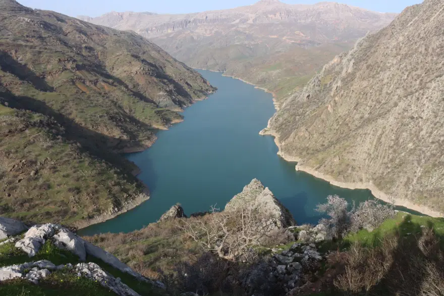 Adıyaman'da Fırat Nehri kıyısında 1800 yıllık askeri gözetleme kulesi tespit edildi 6 Adıyaman'da Fırat Nehri kıyısında 1800 yıllık askeri gözetleme kulesi tespit edildi 6