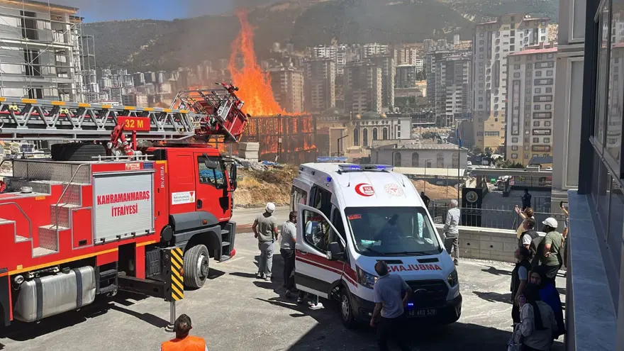 FIRLAYAN PARÇALAR YANGINLARA SEBEP OLDU 1