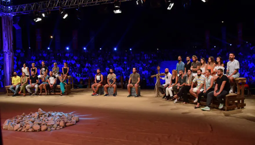 Survivor 2017 yarışmacılarının yarı final şıklığı ve değişimi 15