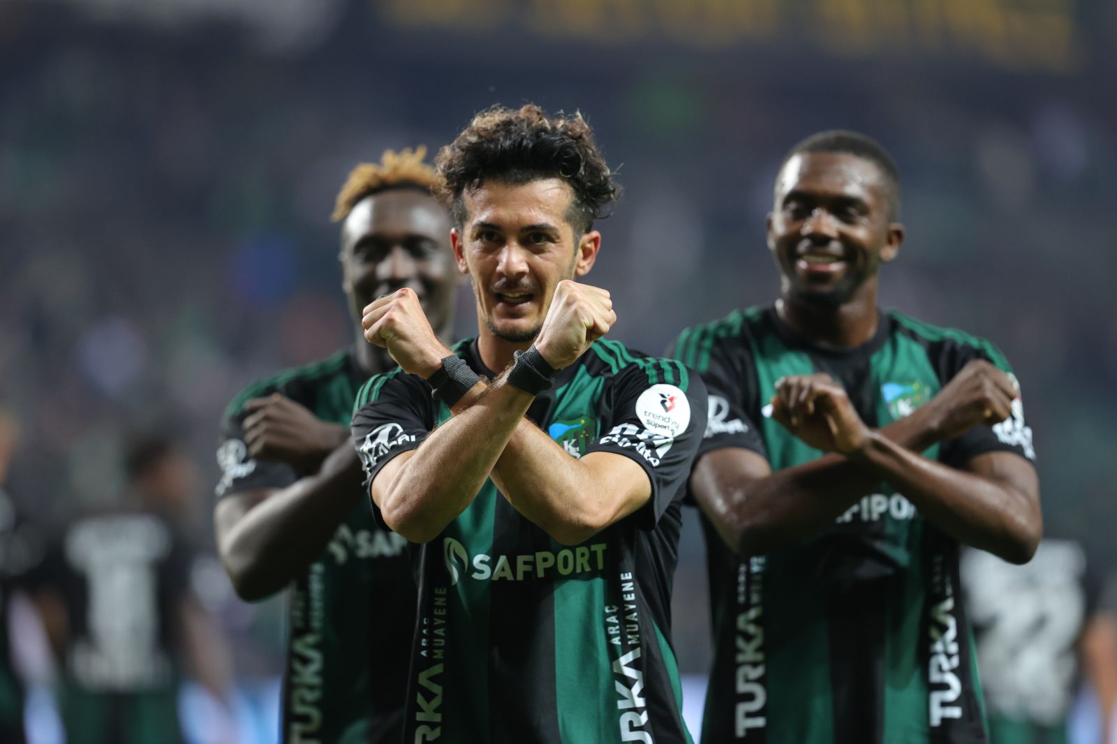 Kocaelispor seriye bağladı: Üst üste 3. zafer