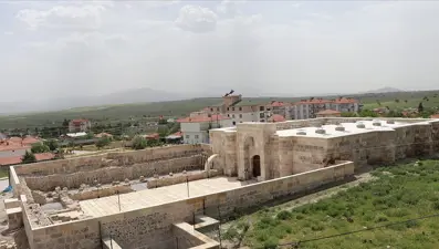 Denizli'de 790 yıllık Çardak Han eski ihtişamına kavuştu