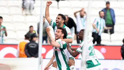 Konyaspor sahasında Rizespor’u 2-1 yendi