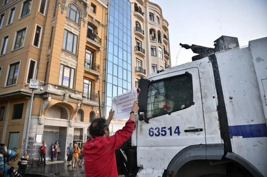 Taksim'de gerginlik 27