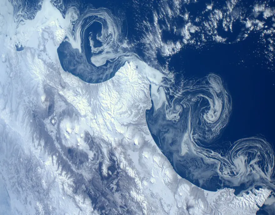 Çok uzaklardan Dünya 8