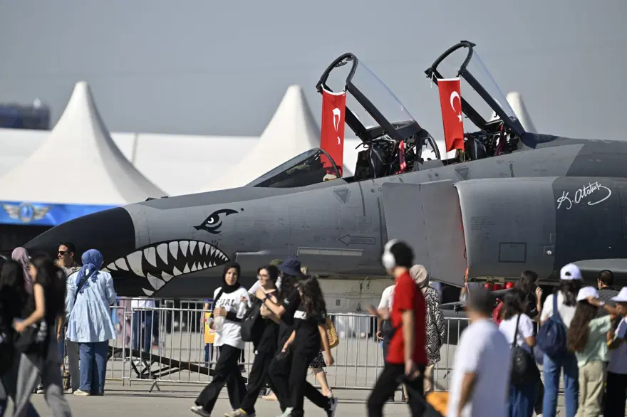 İŞTE TEKNOFEST'İN ÜÇÜNCÜ GÜNÜNDEN RENKLİ GÖRÜNTÜLER 13