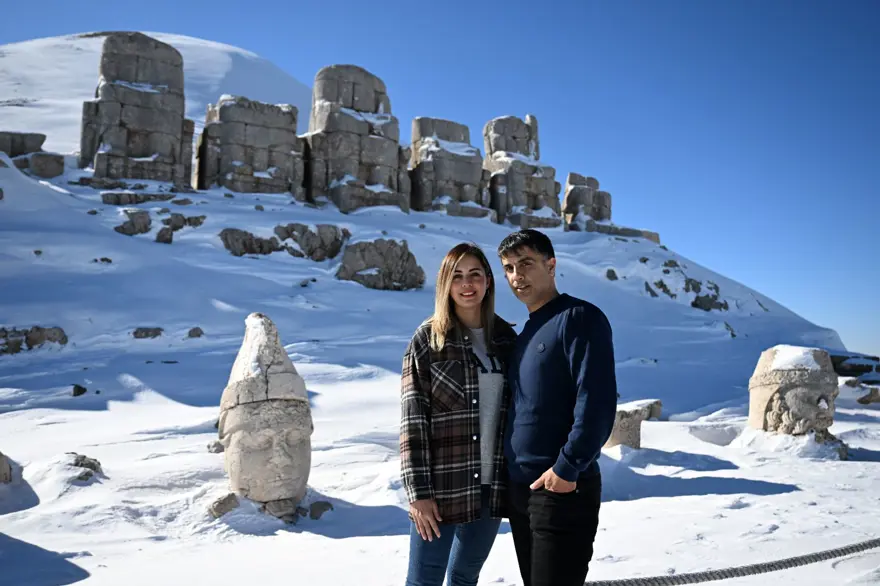 Nemrut Dağı'ndan eşsiz görüntüler: Dev heykeller karlar altında kaldı 28