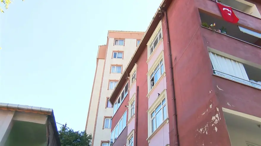 Pencereden düşen Yağmur ağır yaralandı 2