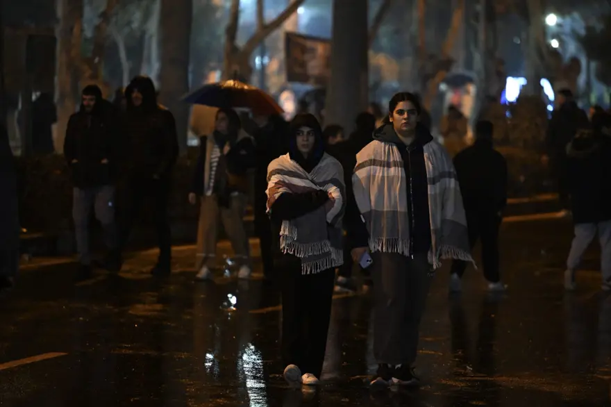 Depremin 2. yılında kayıplar anılıyor 18