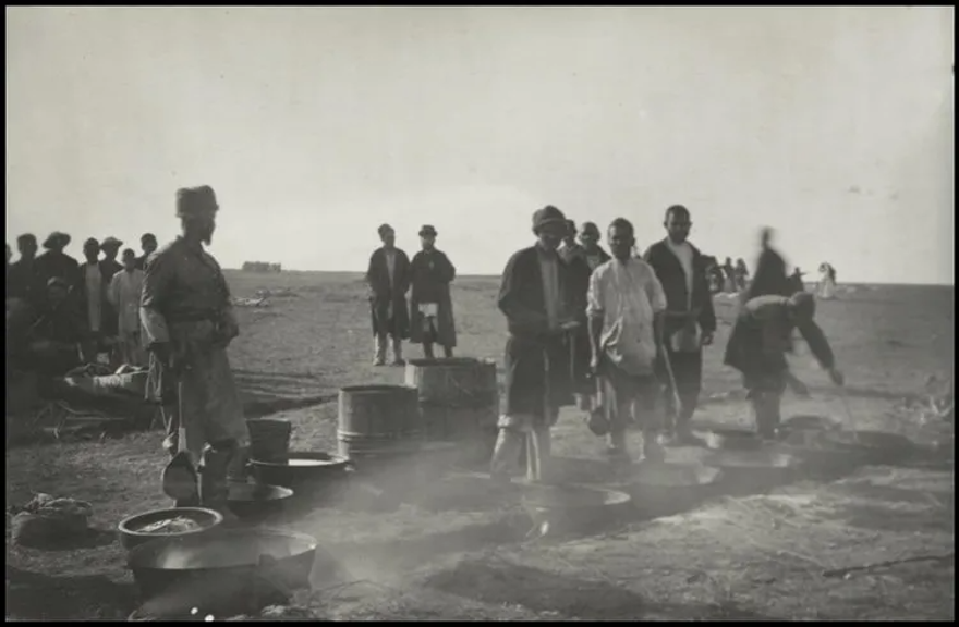Bilim kurgu değil Türk boylarının 111 yıllık fotoğrafları. Gizemli heykeller, gelişmiş aletler, tanıdık kıyafetler (106 fotoğrafla gizemli Türk tarihi) 25