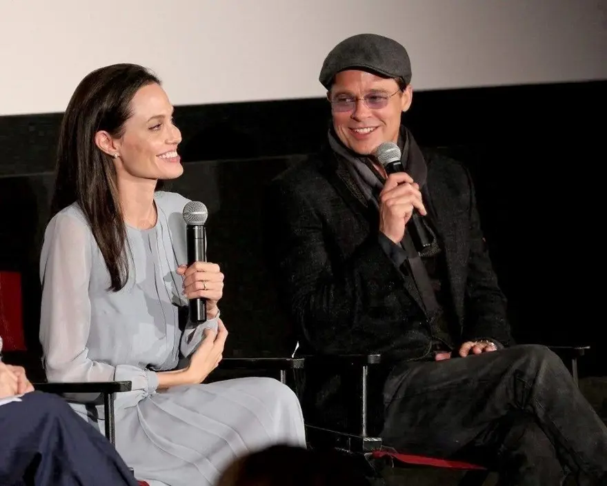 MESAJLARI NEDEN PAYLAŞMAK İSTEMİYOR? 3 MESAJLARI NEDEN PAYLAŞMAK İSTEMİYOR? 3