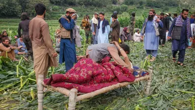 Afganistan’da yıkıcı deprem: 800 ölü, 2 bin 800’den fazla yaralı