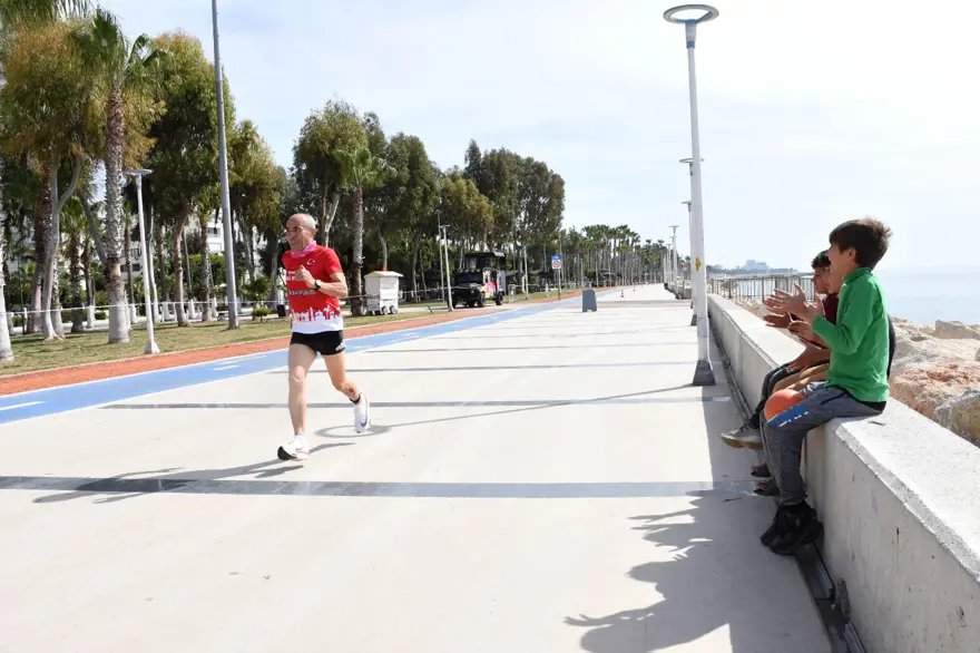 73 yaşındaki Demir Adam, 24 saatte 2 birincilik aldı 2 73 yaşındaki Demir Adam, 24 saatte 2 birincilik aldı 2