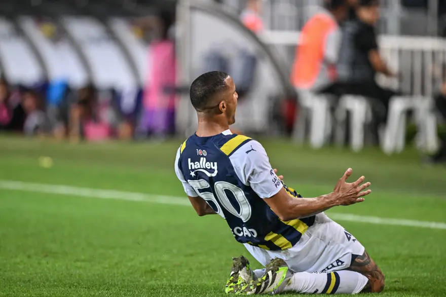 BECAO, İLK MAÇINDA GOLLE TANIŞTI 4