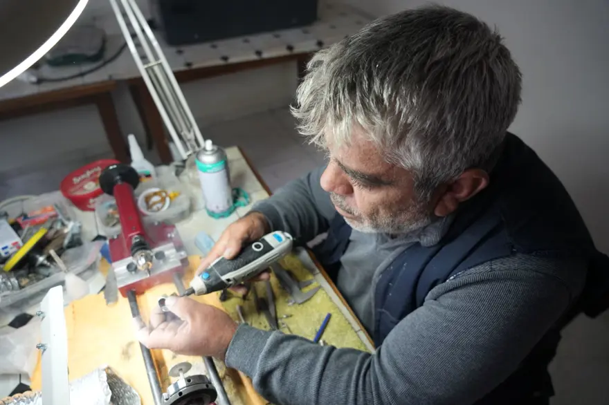 AİLENİN 3'ÜNCÜ KUŞAK TAŞ İŞLEMECİSİ 3