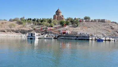 Akdamar Adası'nda 13. ayin