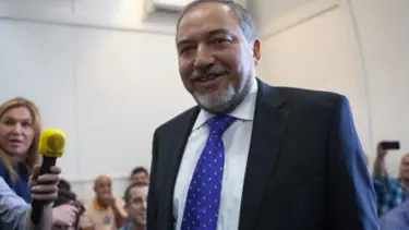 Lieberman aklandı hükümete geri dönüyor