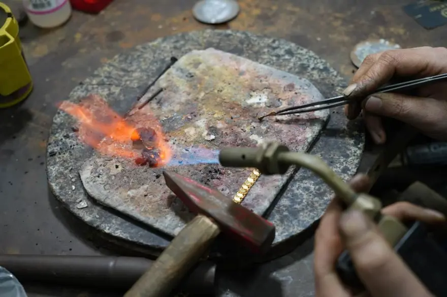 ALTIN UMUTLARI KÜLE DÖNDÜ 2