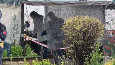 Çay bahçesinde kanlar içerisinde bulundu