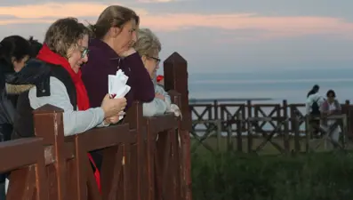 Hıdırellez coşkusu: Dilekler şelaleden bırakıldı