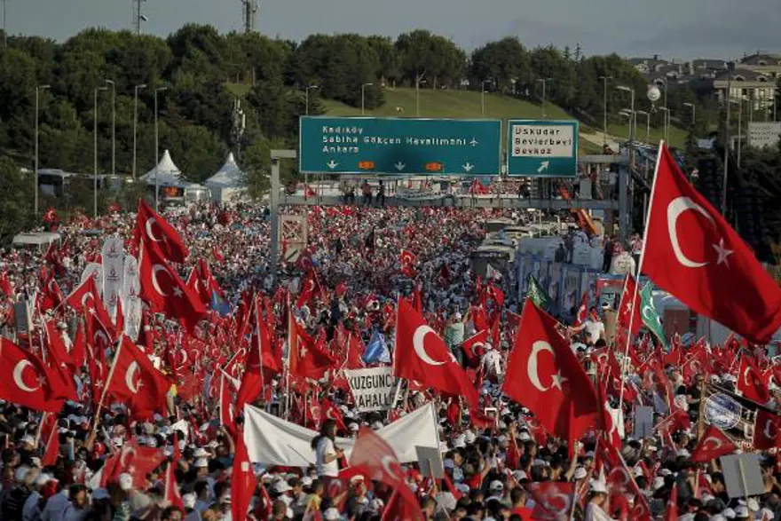 Köprüde Milli Birlik Yürüyüşü 41 Köprüde Milli Birlik Yürüyüşü 41