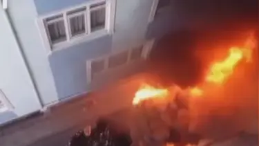 Şişli'de sokak süpürme alev aldı