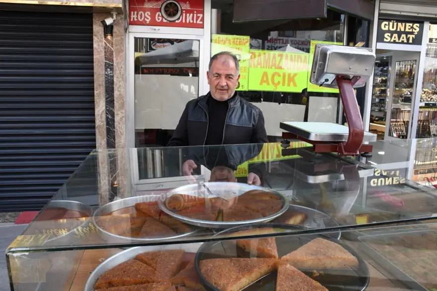 Yozgat'ta Ramazan'ın vazgeçilmez lezzeti: Ekmek kadayıfı 4