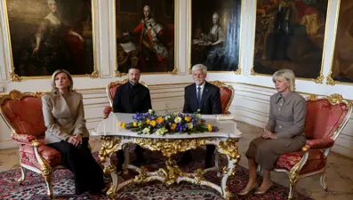 Zelenski’den Çekya’ya ziyaret: “Güzel haberler hazırlıyoruz”