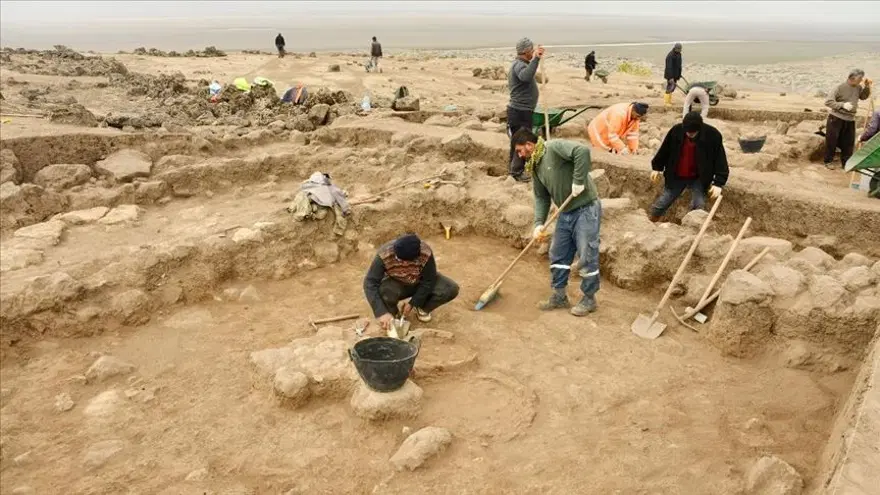 Gaziantep Taşlıgeçit Höyüğü kazılarında Roma dönemine ait yapıya ulaşıldı 3 Gaziantep Taşlıgeçit Höyüğü kazılarında Roma dönemine ait yapıya ulaşıldı 3