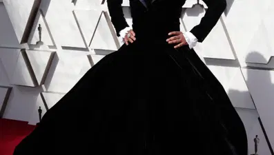 91. Oscar Ödülleri (Oscar 2019) kırmızı halısında elbise-smokin (Billy Porter'ın Cindrella smokini)