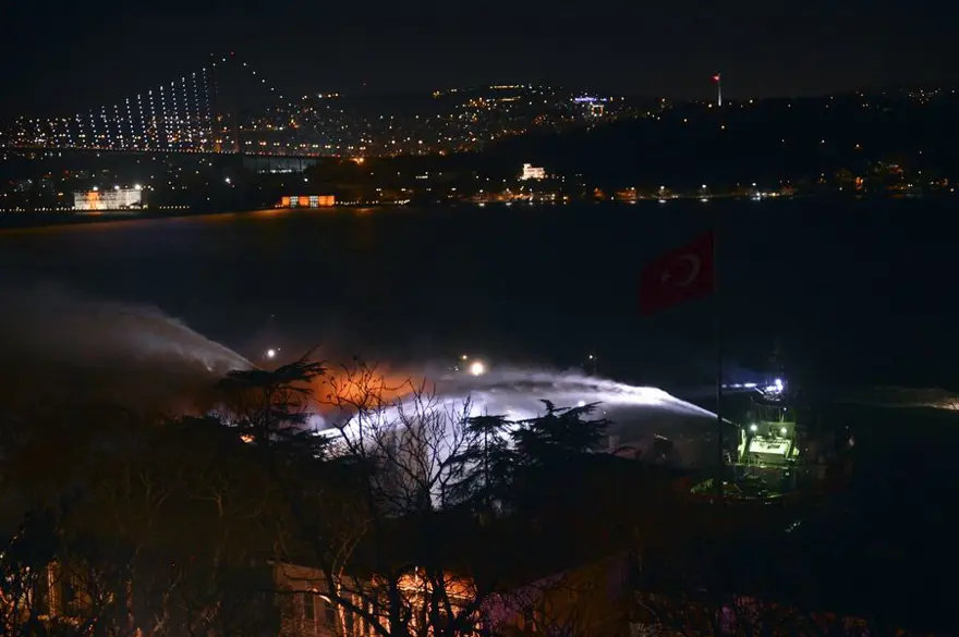 Galatasaray Üniversitesi'nde yangın 17