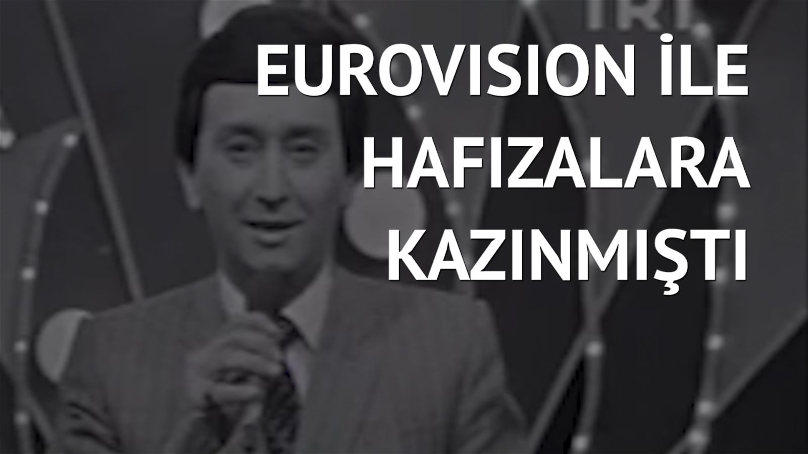 Usta sunucu Bülend Özveren hayatını kaybetti