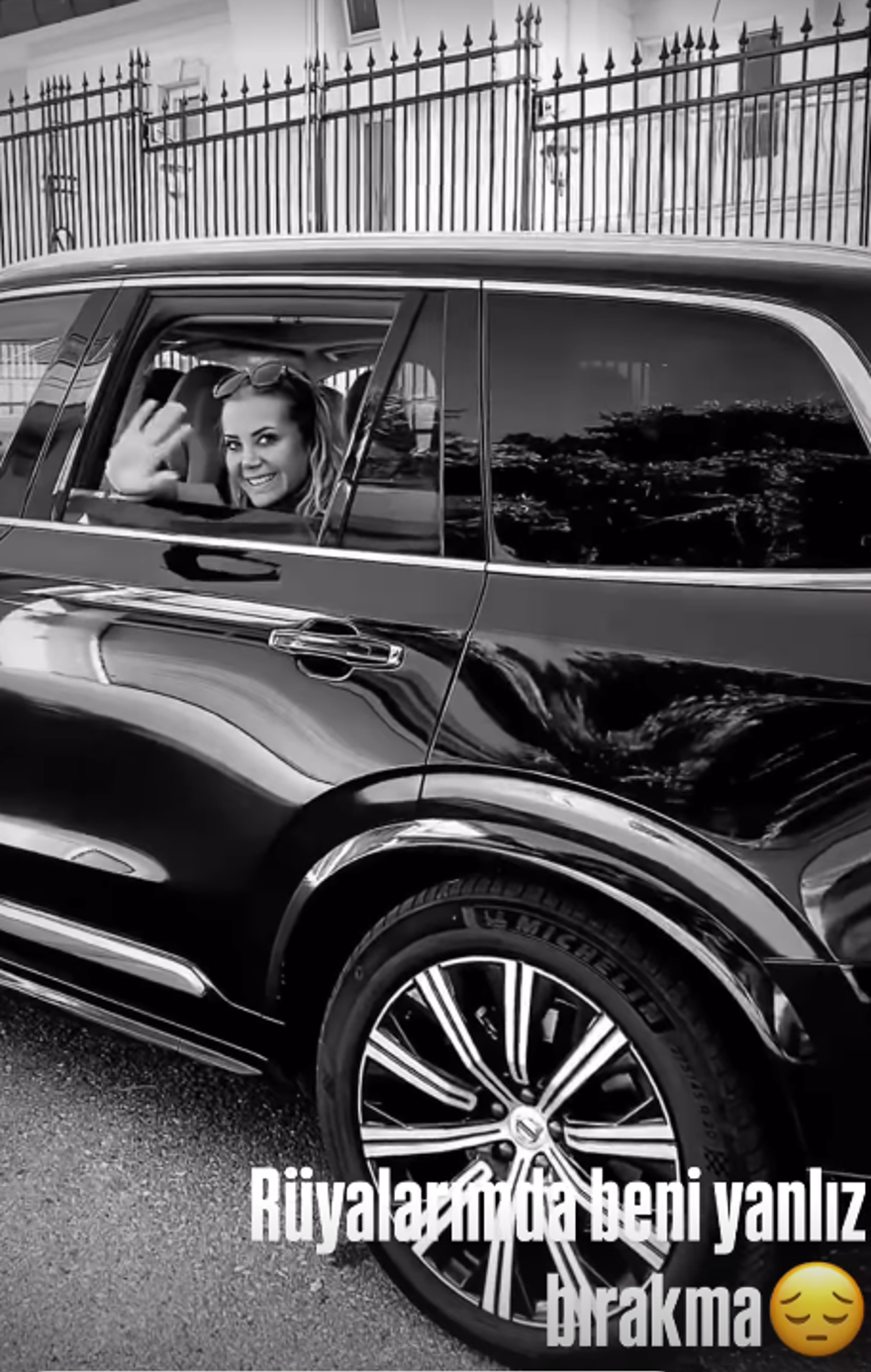 "RÜYALARIMDA BENİ YALNIZ BIRAKMA" 2