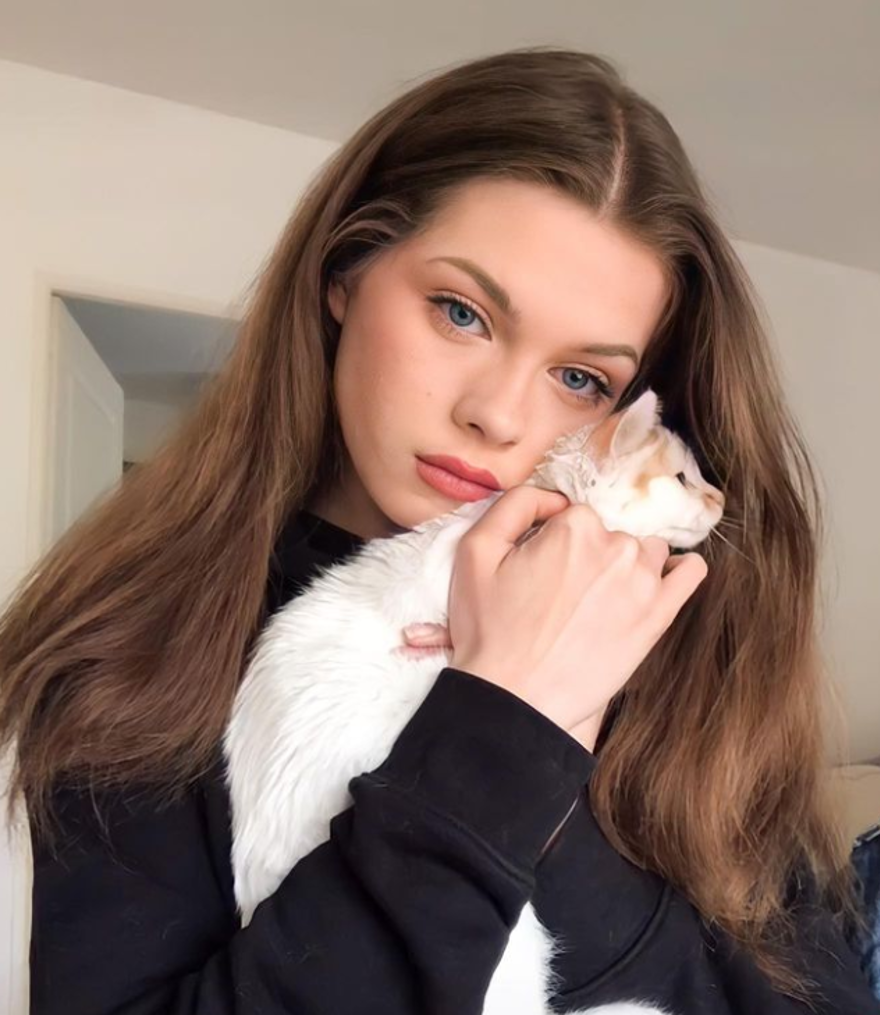 YouTuber Olympe'nin ötenazi kararı tartışma yarattı: 40'tan fazla kişiliğim var 5