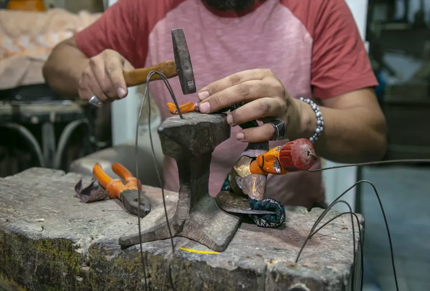 Osmanlı'daki ahşap kukla geleneğini yaşatıyorlar 7 Osmanlı'daki ahşap kukla geleneğini yaşatıyorlar 7