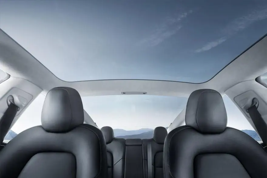 Tesla Model 3 ile Amerika'daki en hızlı yolculuğu yaptılar 6