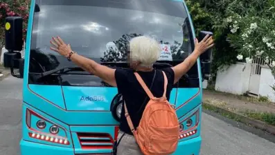 Büyükada’da minibüs eylemi: 9 kişi gözaltında